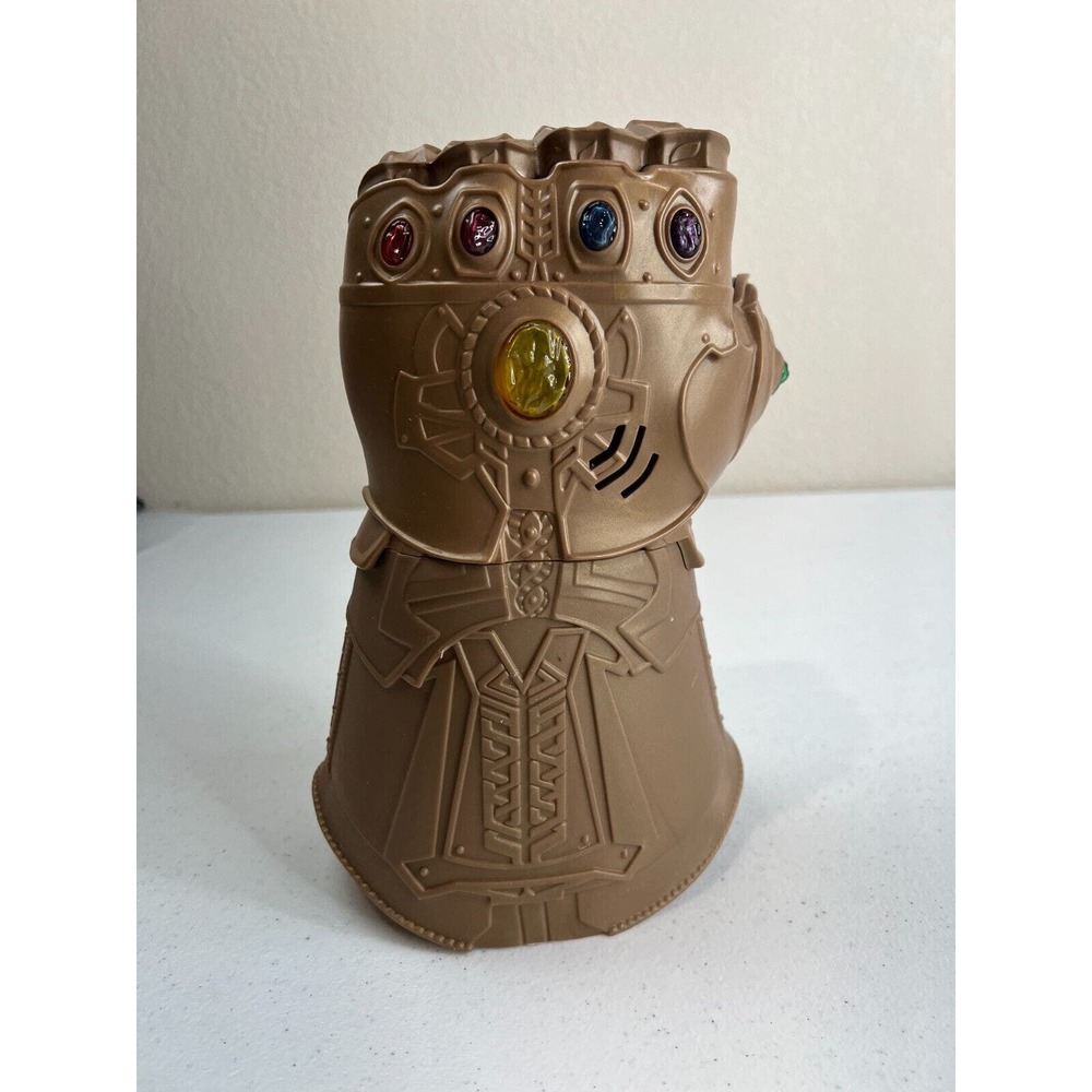 Hasbro Marvel Avengers: Infinity War Thanos Infinity Gauntlet Electronic Fist